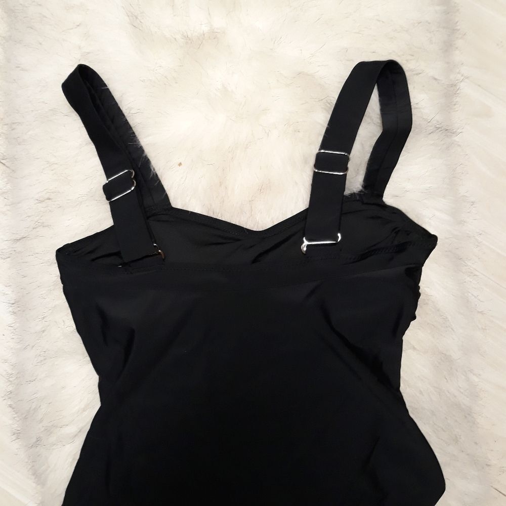 NWOT 1 piece bathing suit sz small - Picture 4 of 8